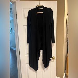 Karen Kane black duster/jacket. Size Large